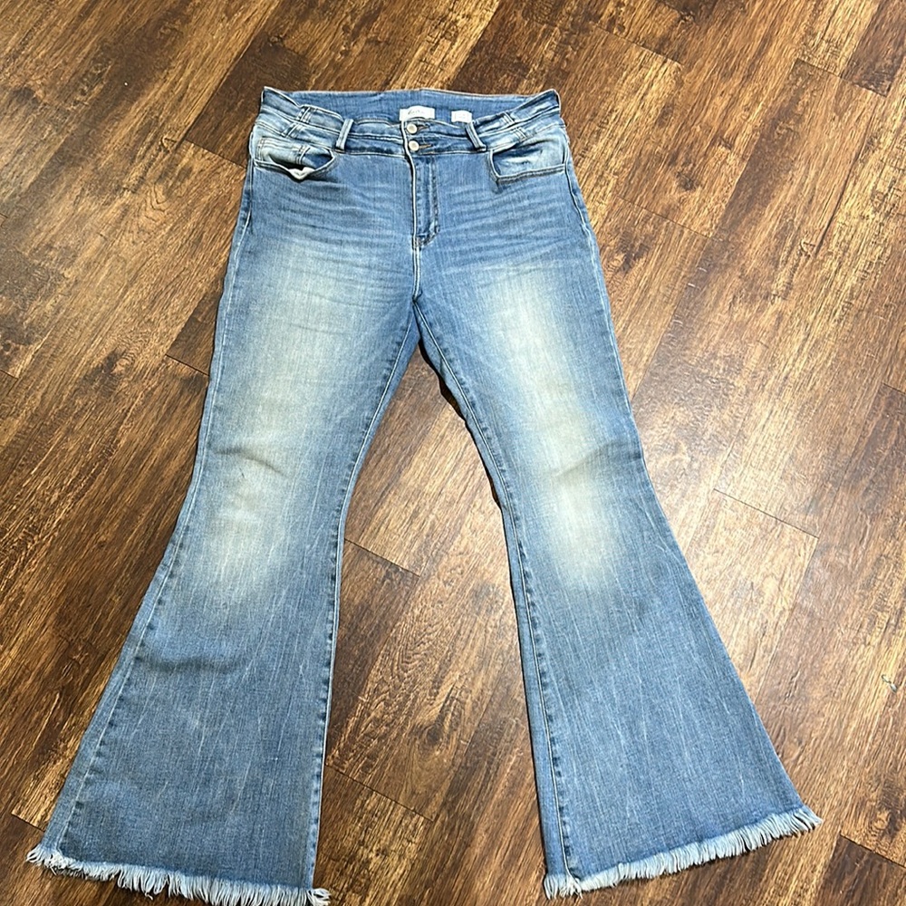 Kancan Signature high rise super flare with raw edge hem size 32
